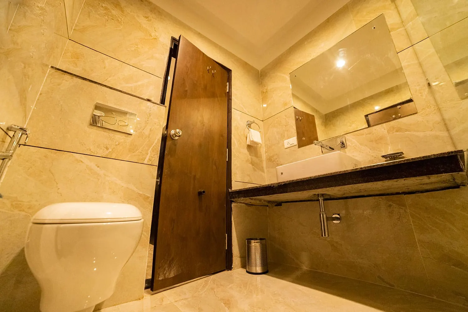 La Savana Resort - Room & Suite Gallery View - Gola Holidays